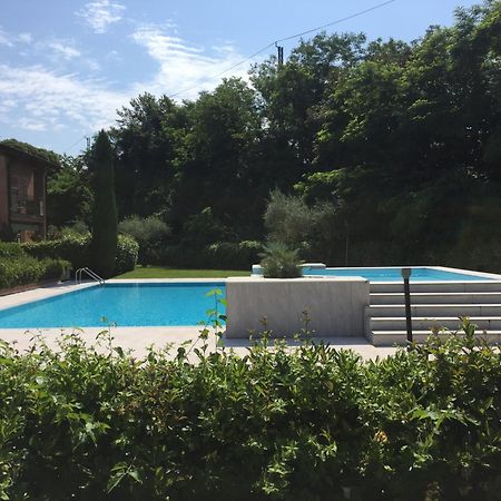 Home La Rosa Del Garda 佩斯基耶拉德加达 外观 照片