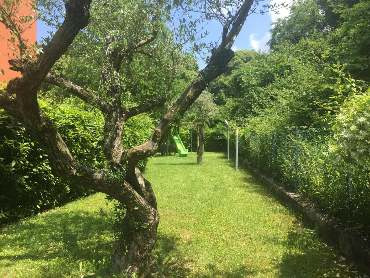 Home La Rosa Del Garda 佩斯基耶拉德加达 外观 照片