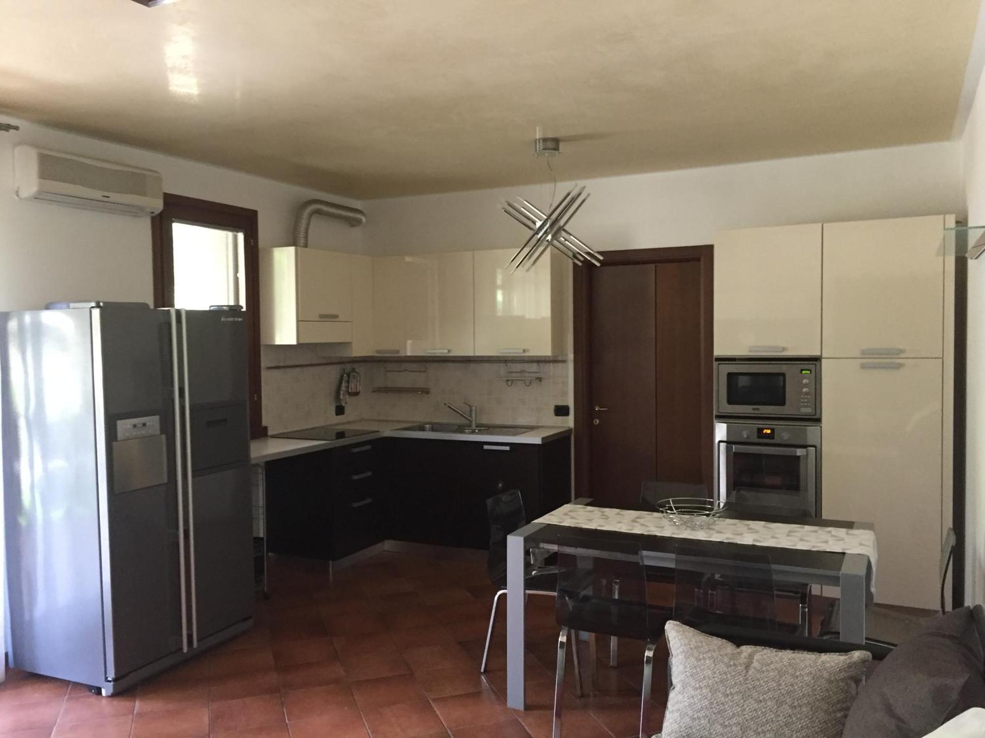 Home La Rosa Del Garda 佩斯基耶拉德加达 外观 照片